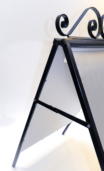 Straßenständer Antique Classic aus Stahl und Schmiedeeisen