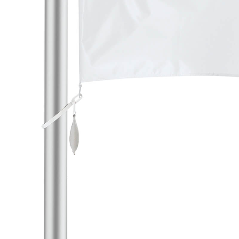 Befestigung des Fahnentuchs