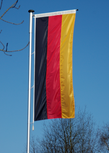 Deutschland Hissfahne mit Hohlsaum