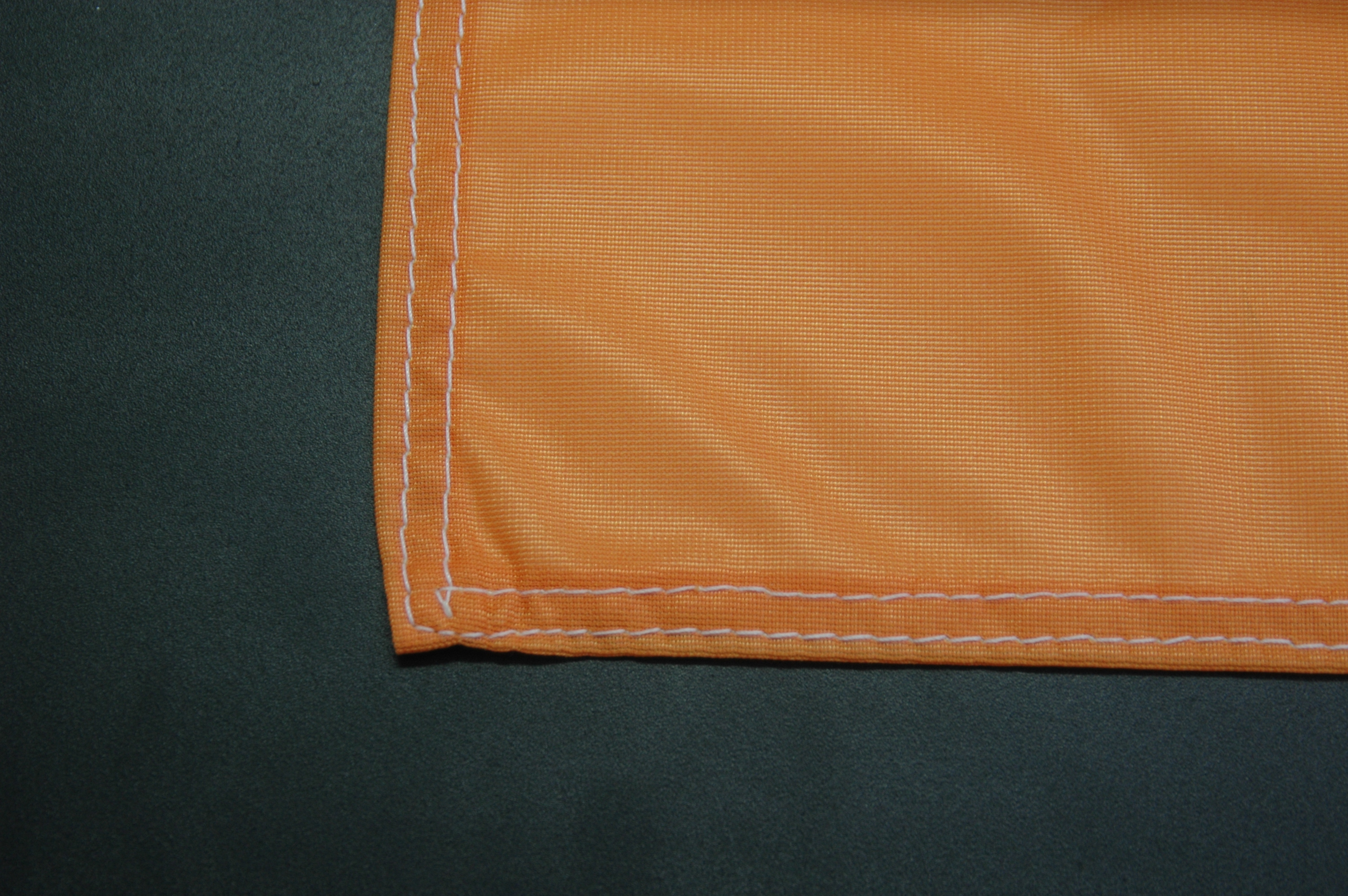 Fahnensaum mit doppel Naht